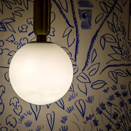 Petit Vicomte Joli Place Du Vieux Marche Rouen