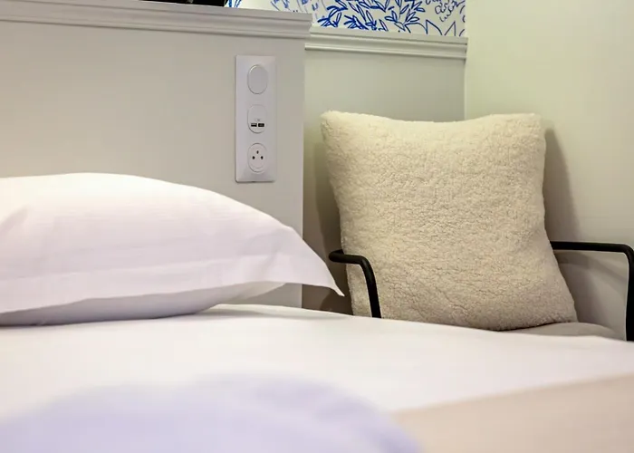 Petit Vicomte Joli Place Du Vieux Marché